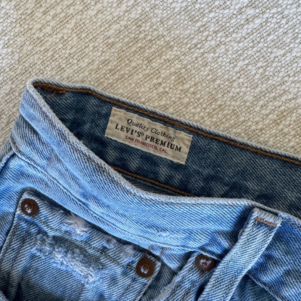 Levi's Light Blue Distressed Jean Shorts - Picture 2 of 2